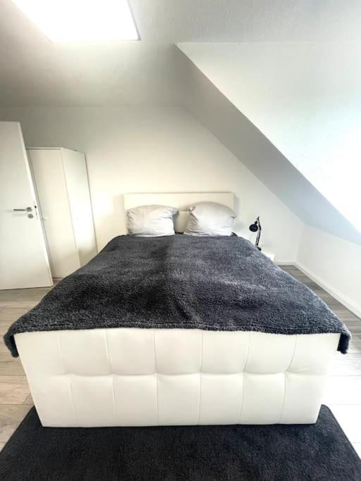 Sonnenglanz Wohnung Auf Der Vierten Duisburg Exteriör bild